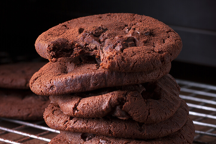 Biscuits véganes au chocolat fleur de sel sans œufs