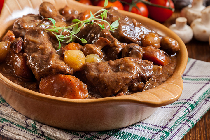 Bœuf bourguignon de Christian Bégin avec carottes, poireaux, lardons et champignons