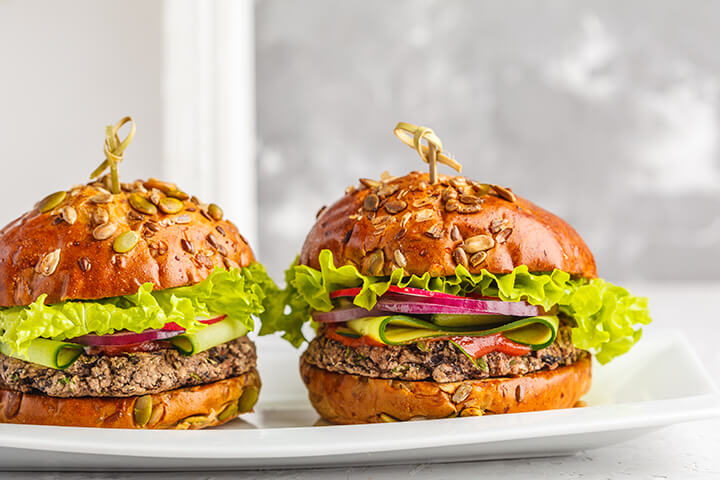 Végé-burgers aux haricots noirs