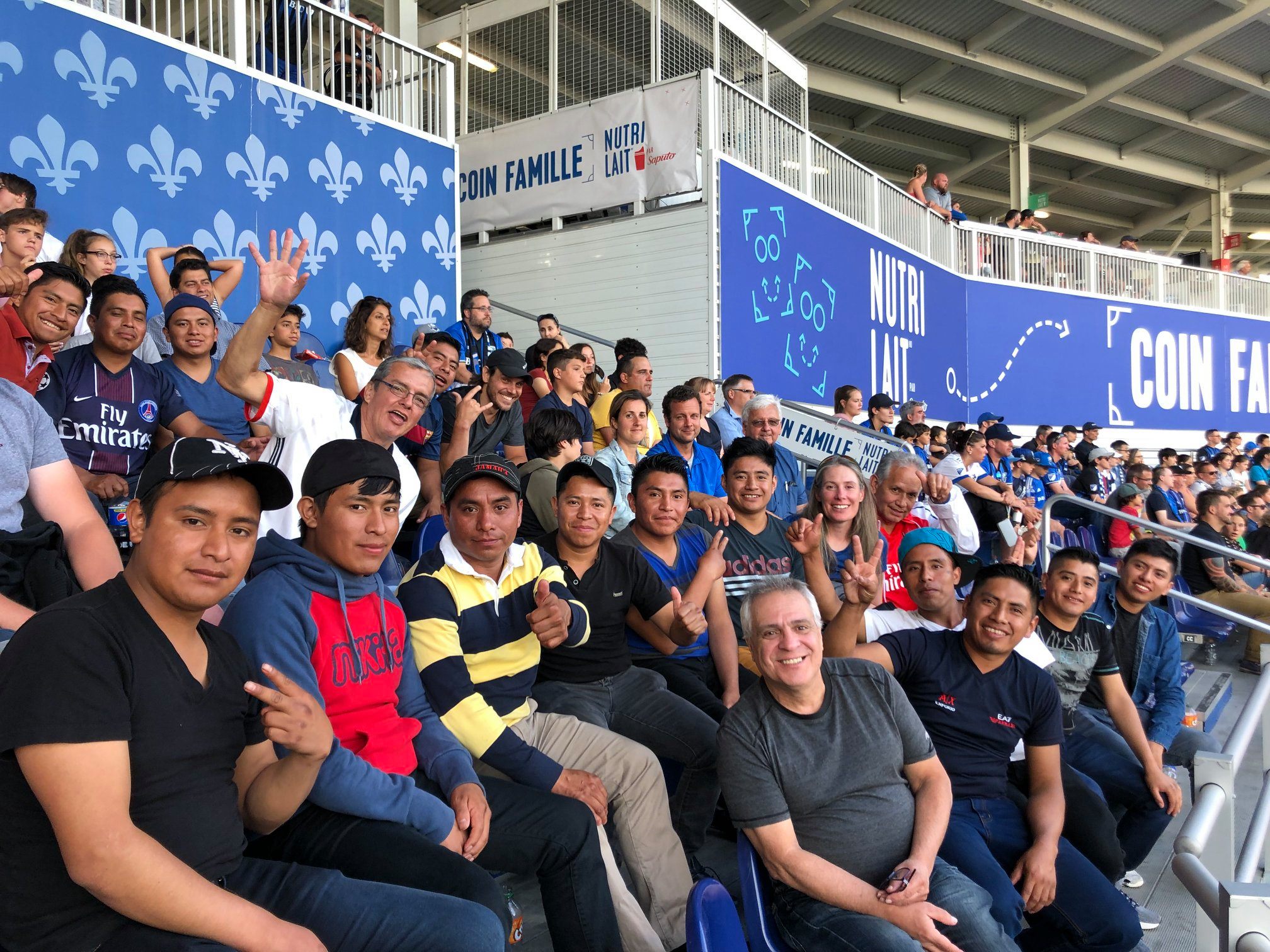 Employés de Les Cultures de chez nous lors d'un match du CF Montréal