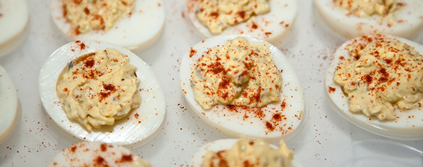 Entrée d'oeufs farcis