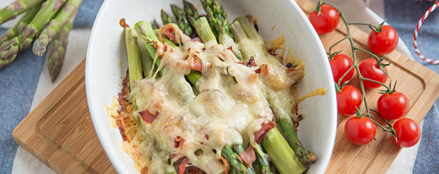 Asperges gratinées avec citron et ail