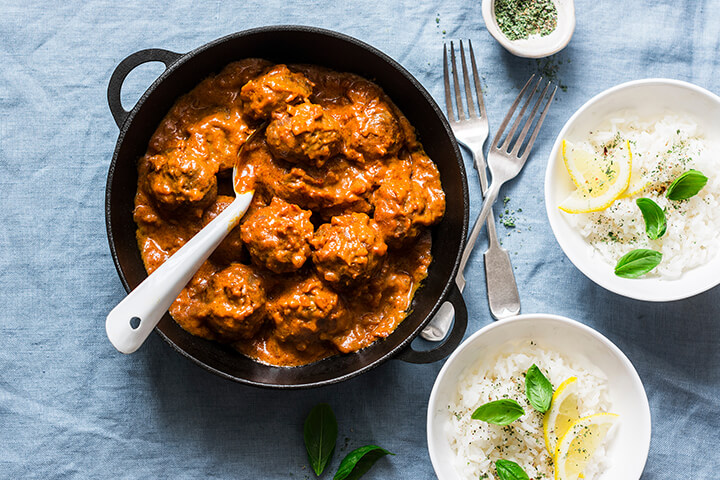 Ragoût de boulettes végétariennes pour manger végé à Noël