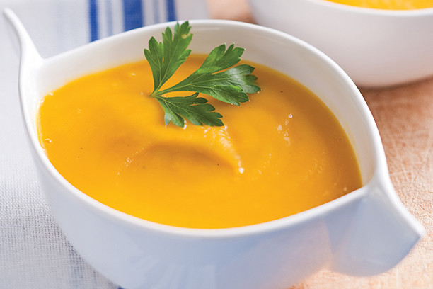 Recette de velouté simplissime aux légumes racines pour servir en entrée