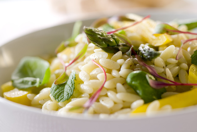 Salade orzo et asperges