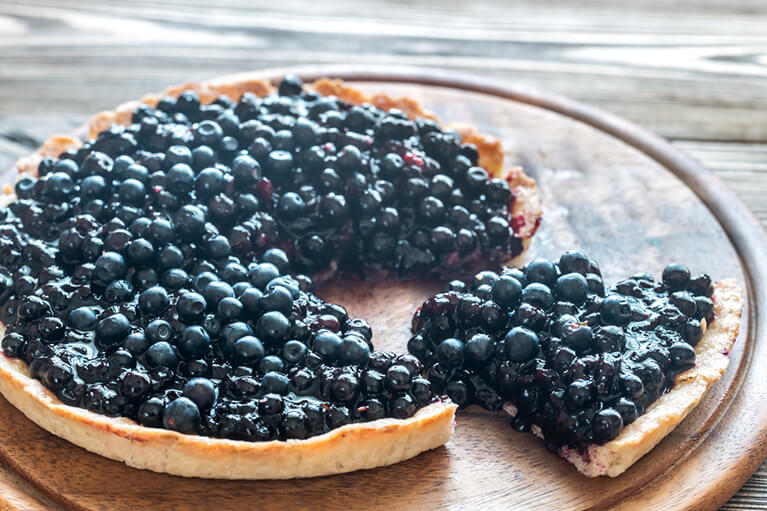 Une classique tarte aux bleuets que vous avez peut-être déja préparée sans savoir qu'elle était végane