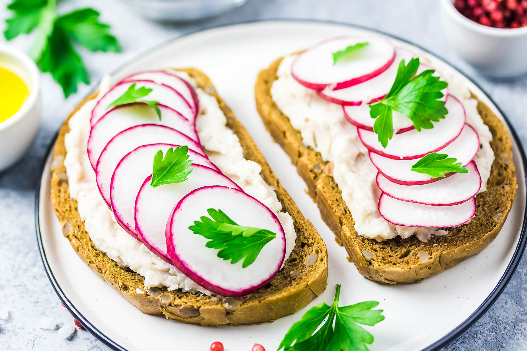 Tartinade de haricots blancs style houmous pour un lunch de semaine facile à préparer