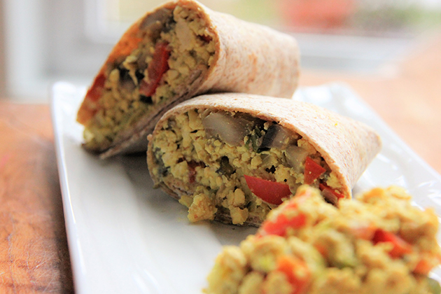 Tortillas au tofu brouillé, recette végétalienne