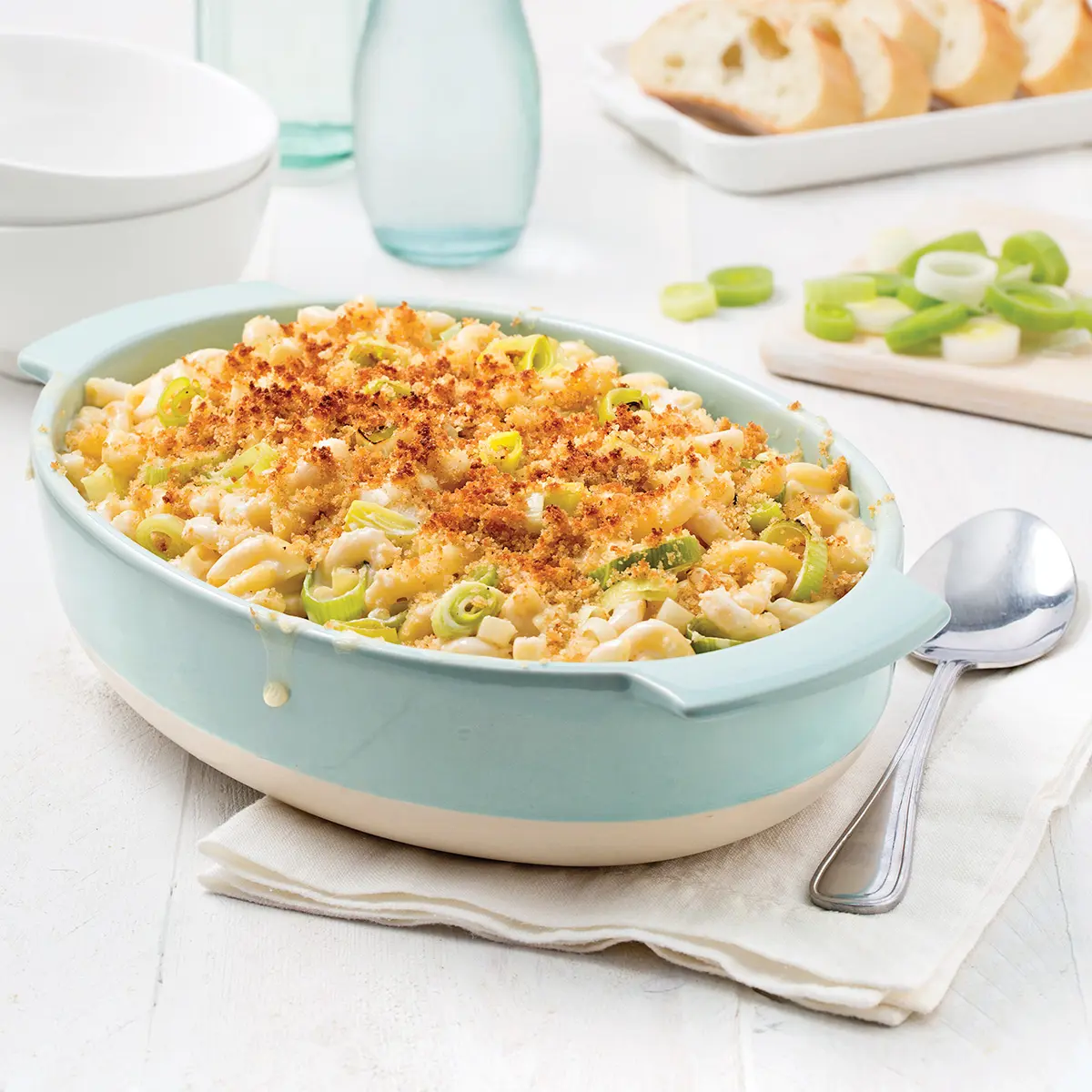 Cheese macaroni with leeks