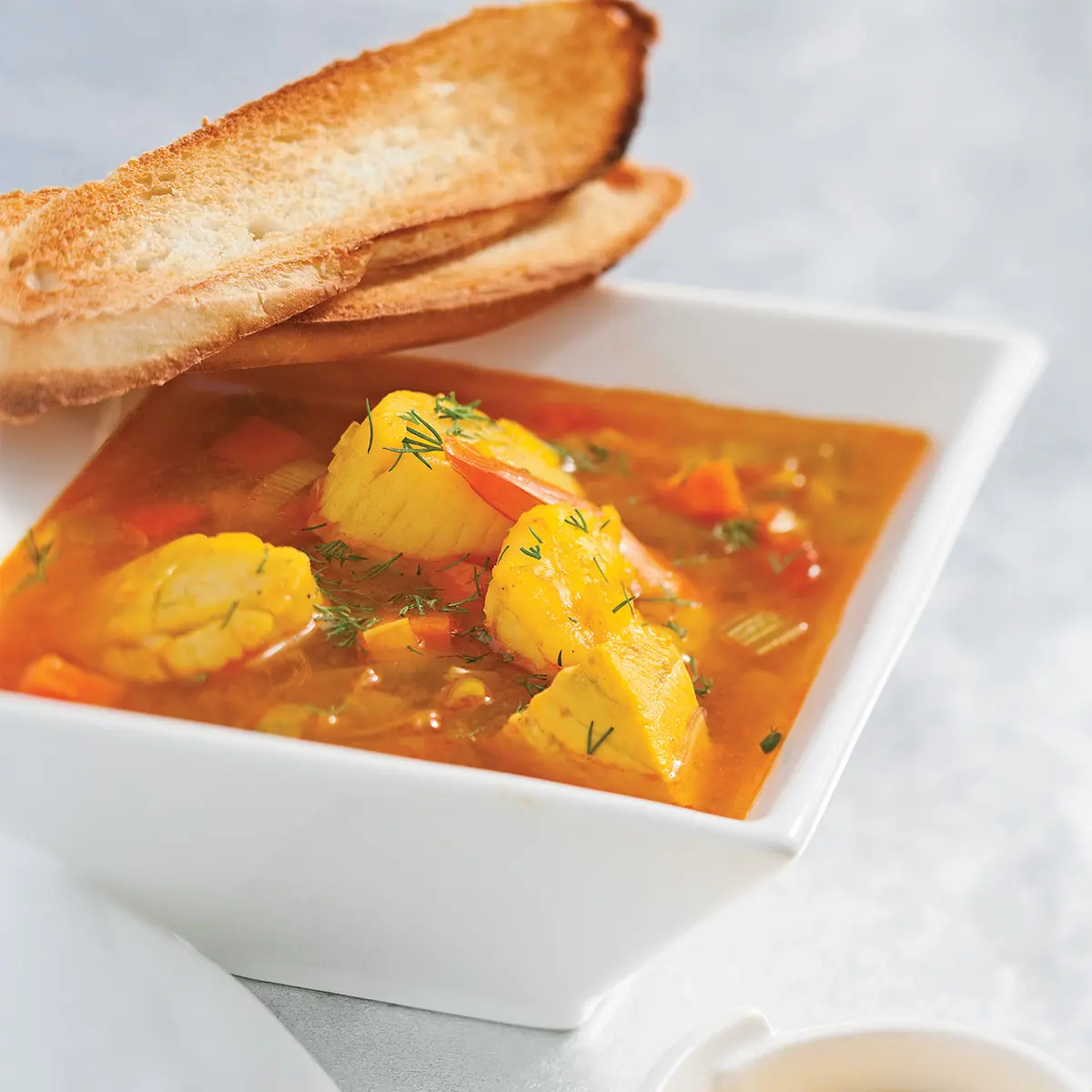 Soupe de poisson méditerranéenne