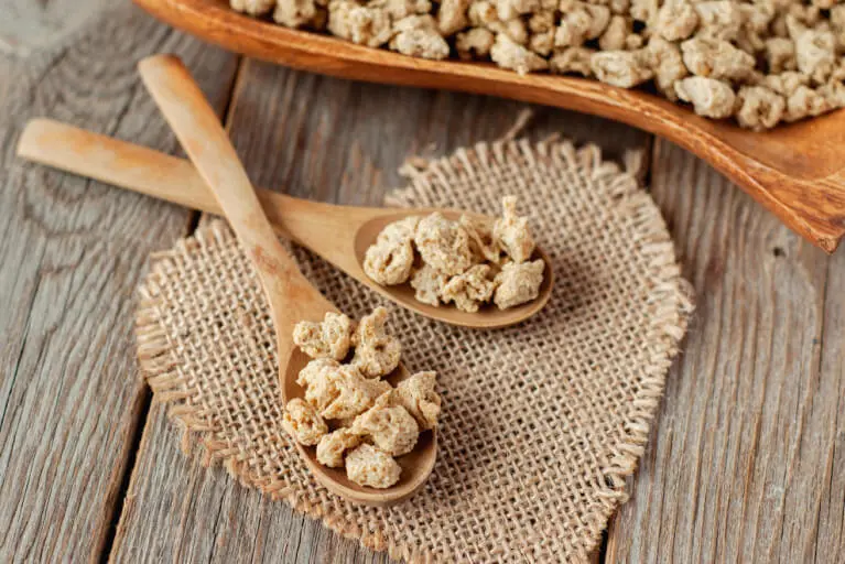 Discover textured vegetable protein (TVP): tips and 10 recipes for cooking with it