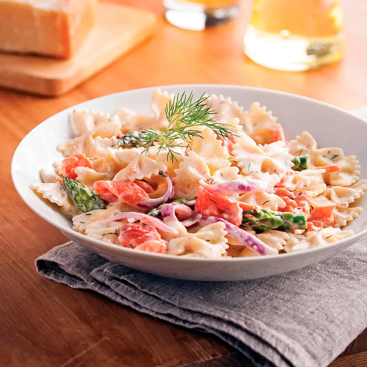 Smoked salmon and asparagus farfalles