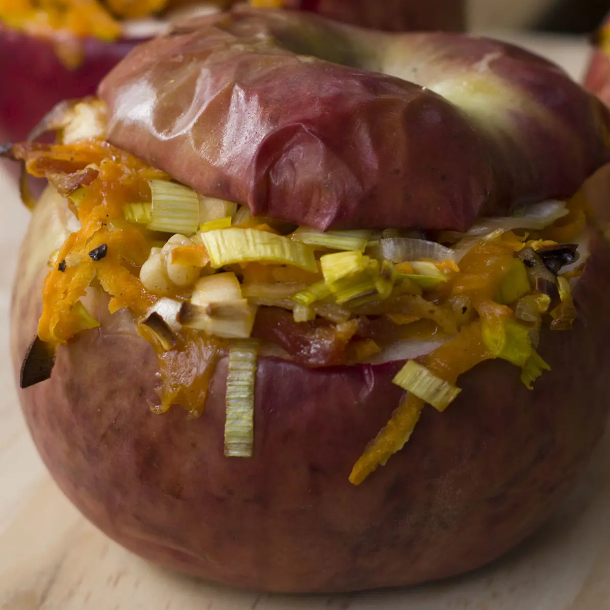 Stuffed apples with leeks, bacon and sweet potatoes like Bob le Chef