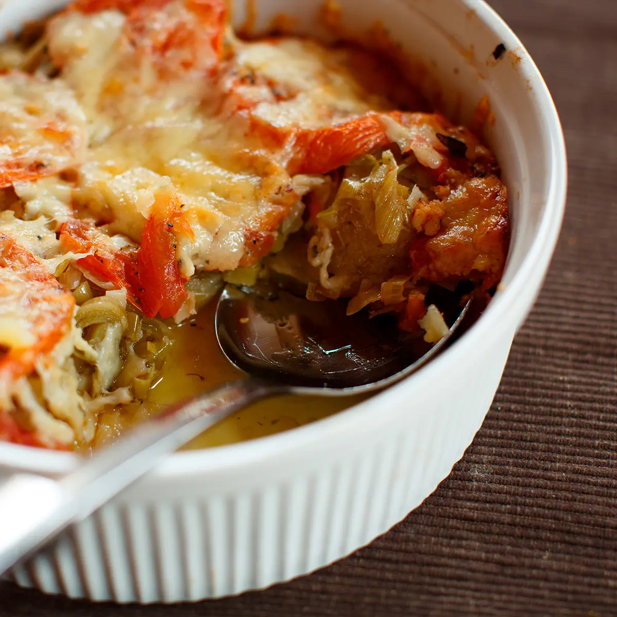 Potatoes and tomatoes au gratin