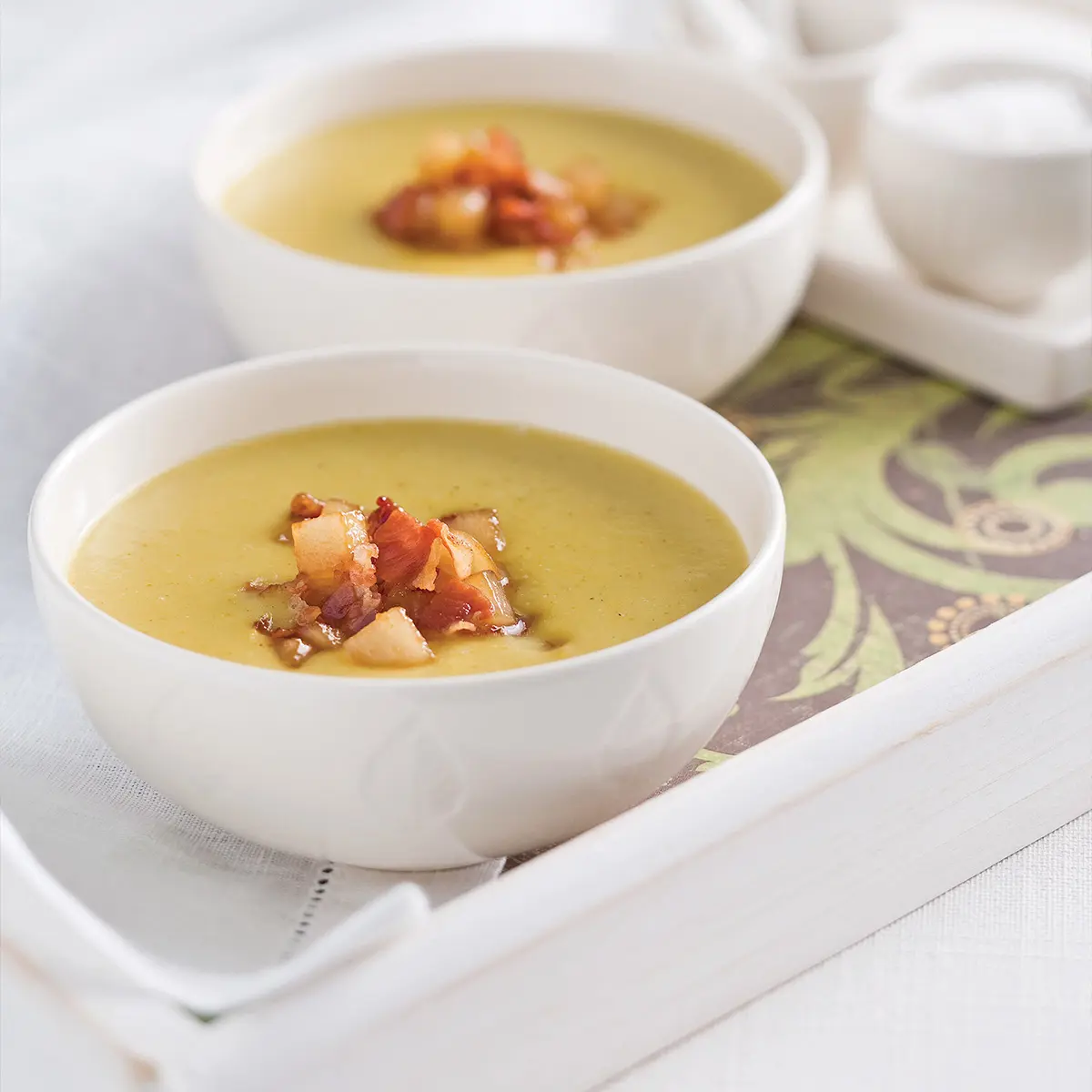 Velouté de poireaux, poires et pancetta