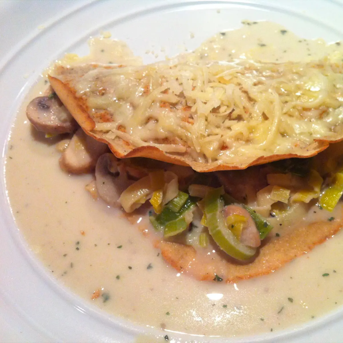 Stuffed crepes with leeks and mushrooms, gluten free