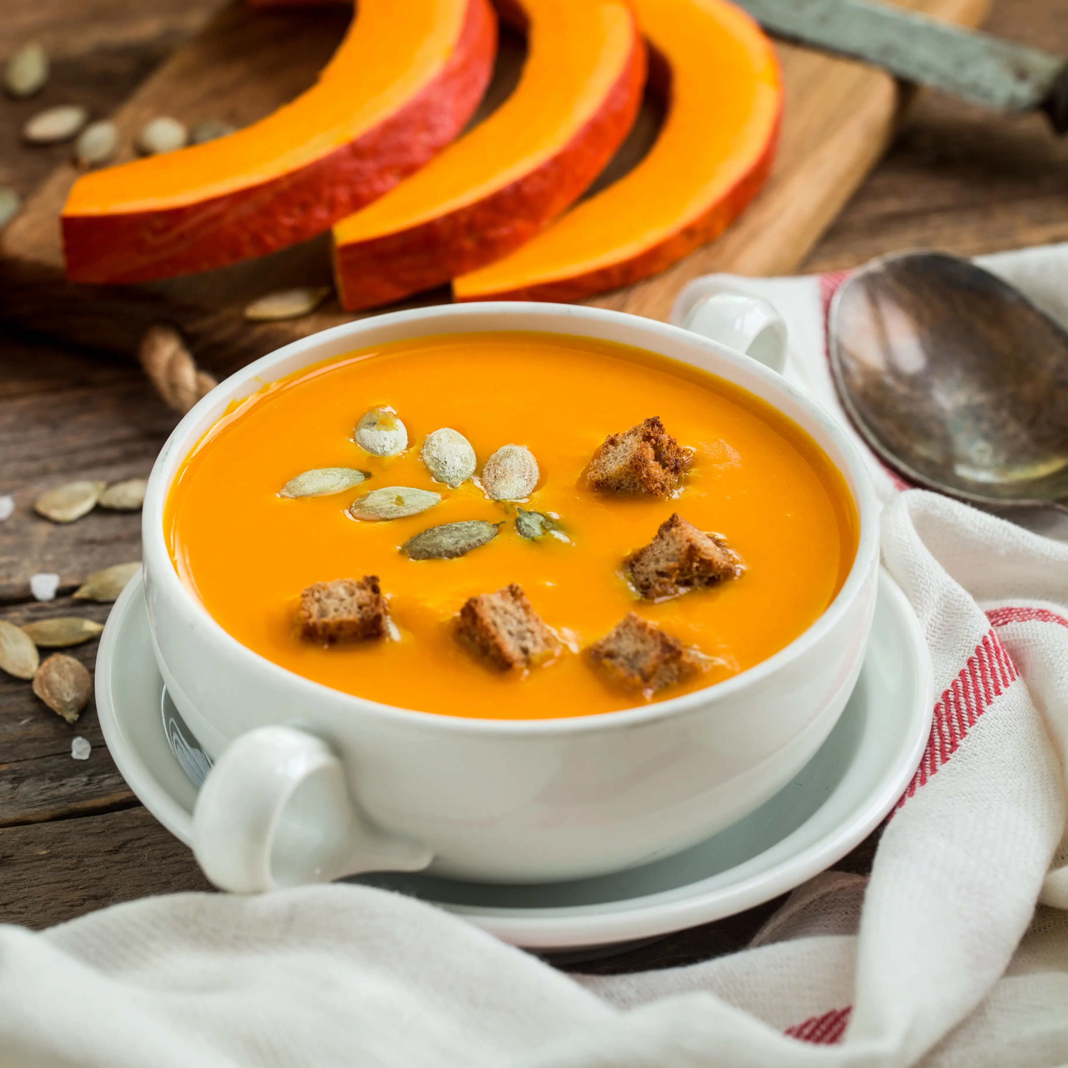 Soupe de citrouille au cari et poireaux