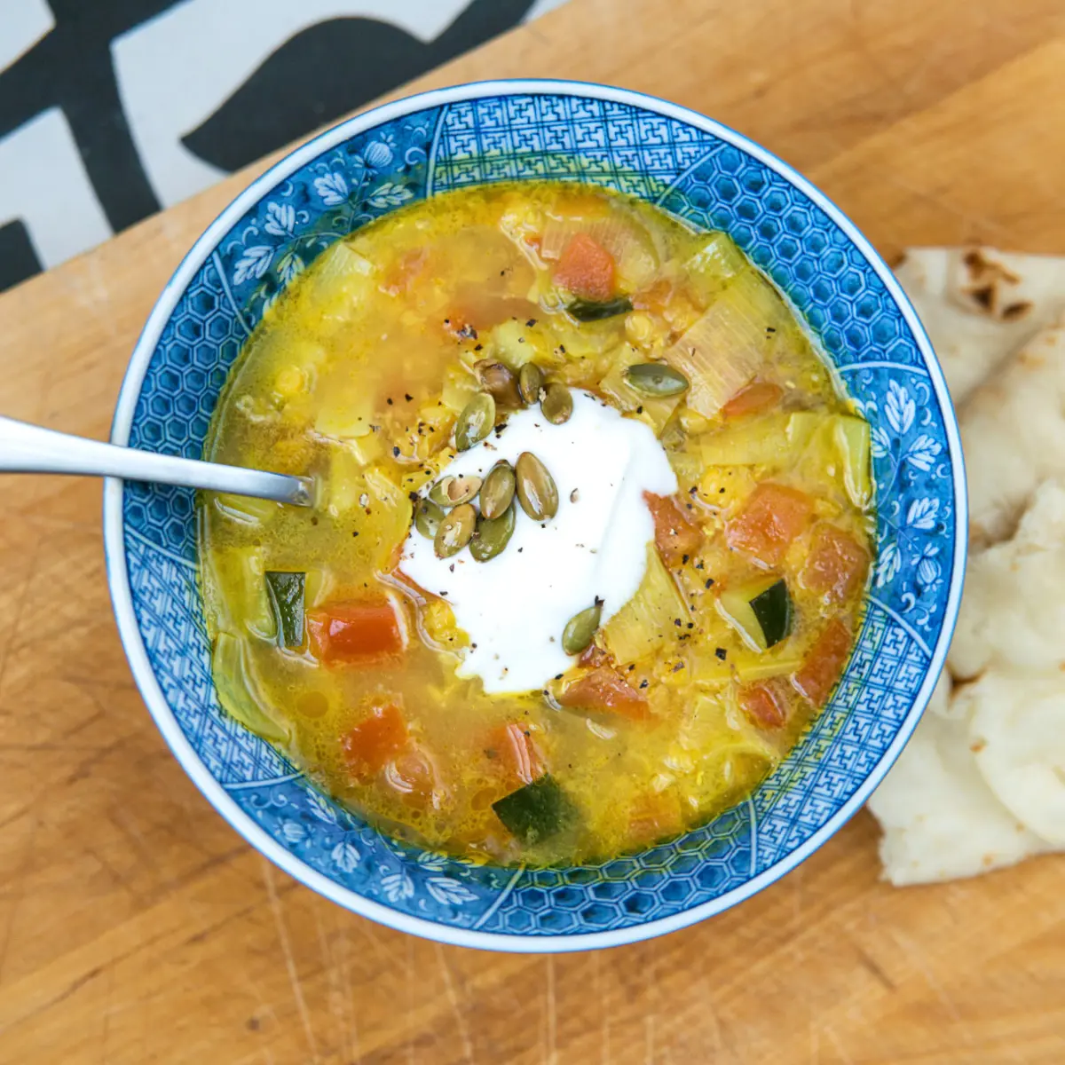 Soupe de lentilles, poireau et courgette