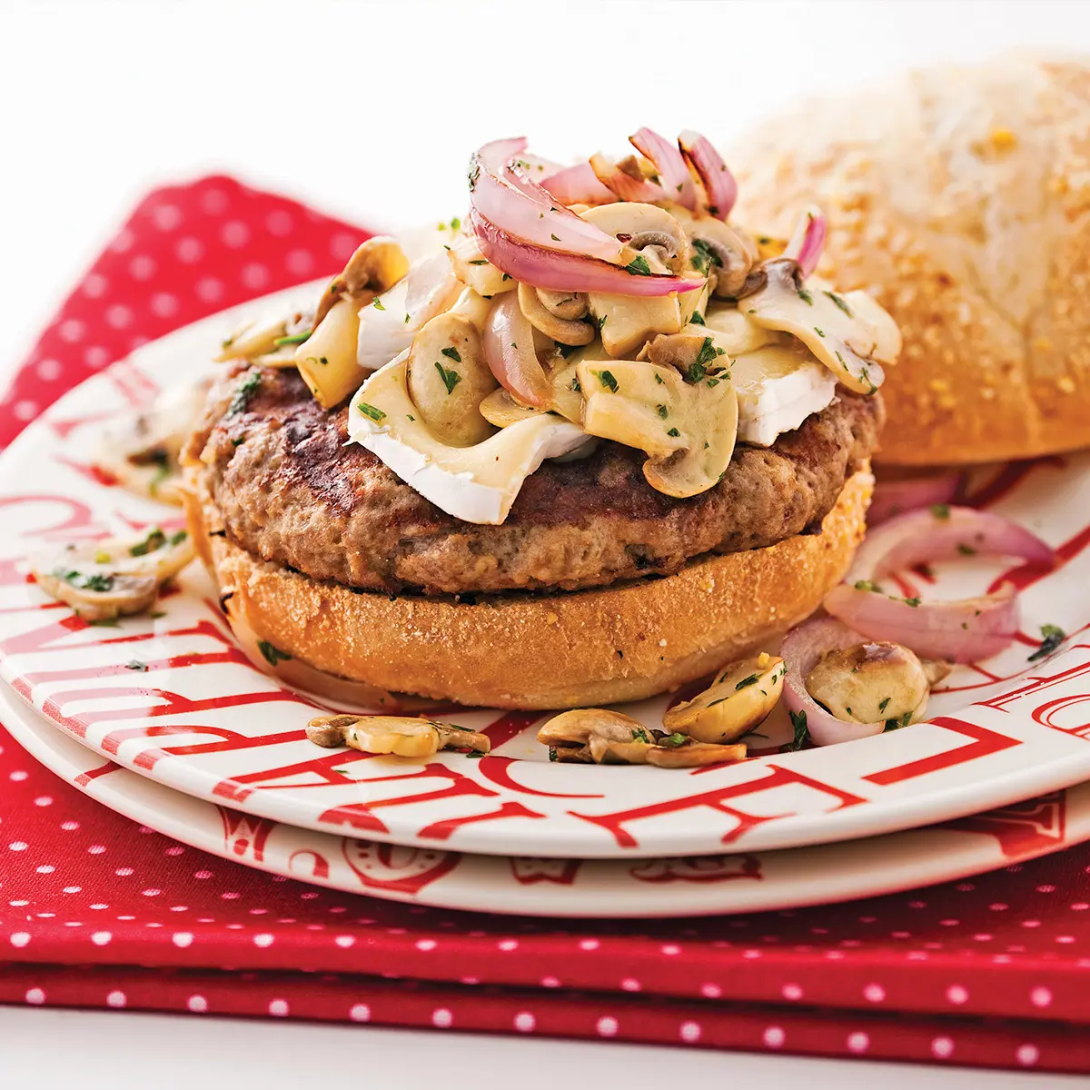 Burgers with mushrooms sauté and brie