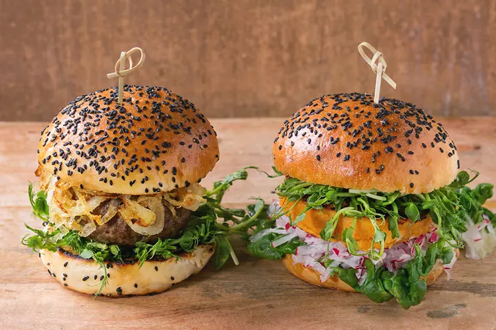 6 recettes végés et leurs versions avec viande